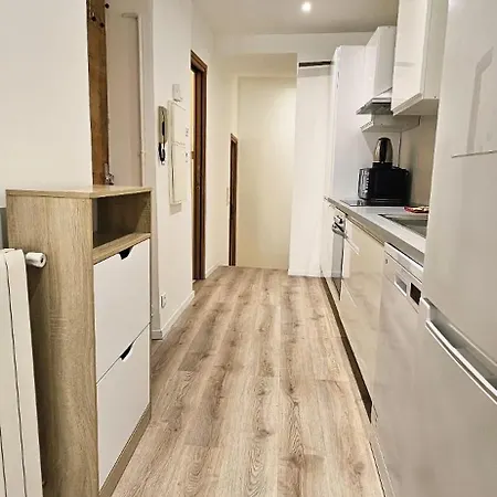 T2 With Contemporary Design And Air Conditioning 公寓 *